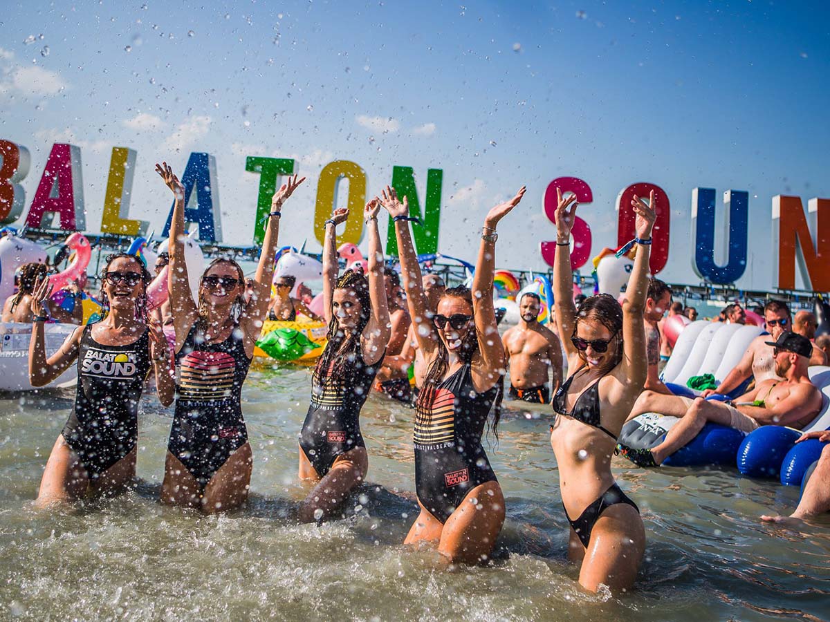 Balaton Sound szállás Siófok - belvárosi, vízközeli, légkondicionált kiadó ház.